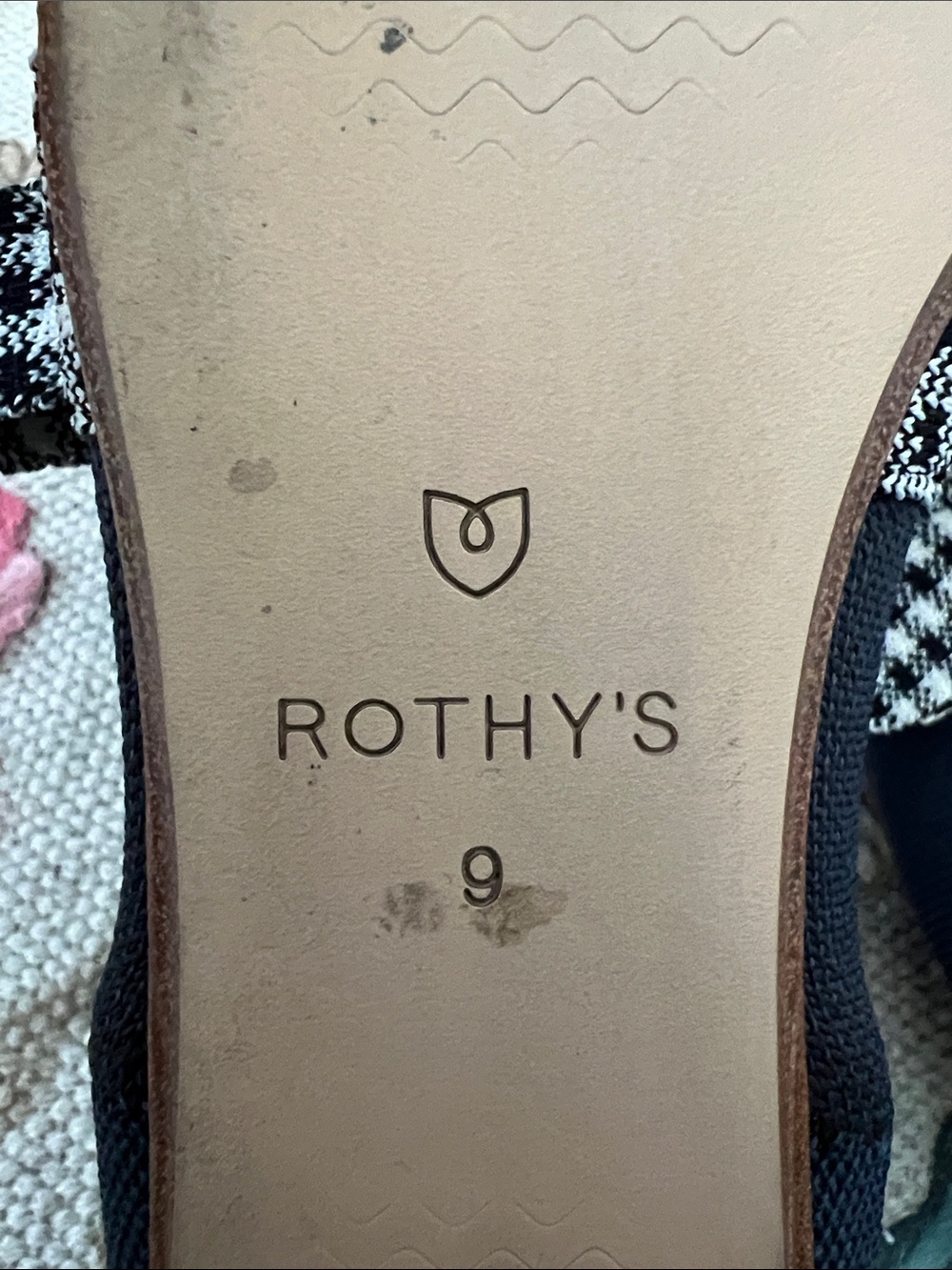 Rothy’s The Point Navy Knit Flats with Houndstooth Bow | Size 9 - Picture 7 of 8